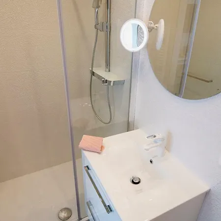 Rose Gold & With Balcony 4* Σπλιτ