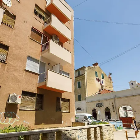 Vendégház Rose Gold & With Balcony 4*