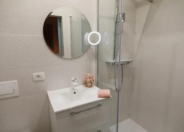 Rose Gold & With Balcony 4*