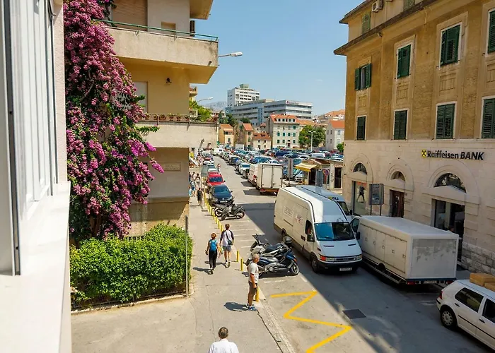Casa de hóspedes Rose Gold & With Balcony 4*
