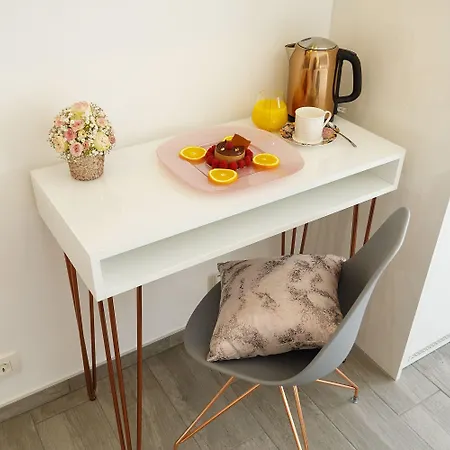 Rose Gold & With Balcony Gasthof 4*