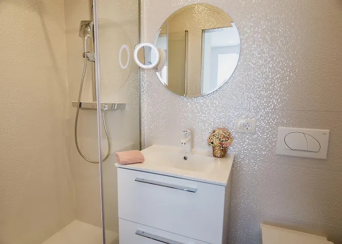 Rose Gold & With Balcony 4* Split