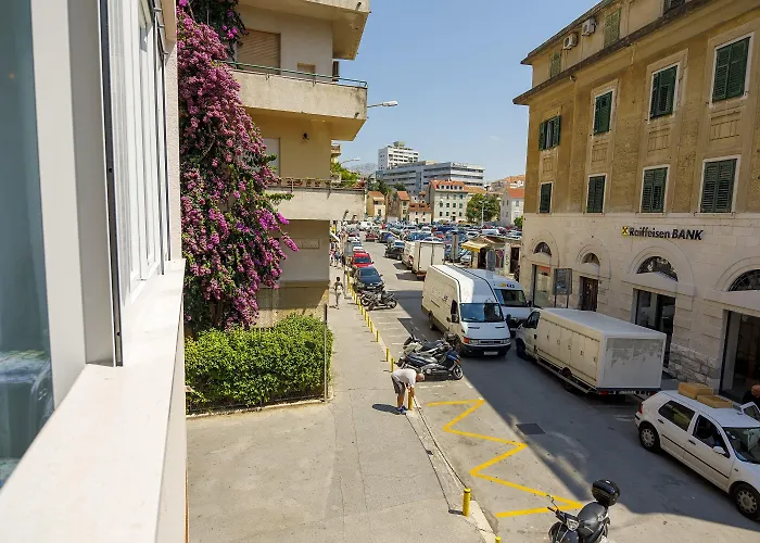 Rose Gold & With Balcony 4* Split