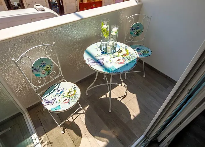 Rose Gold & With Balcony Gostinjska kuća Split