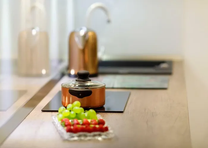 Rose Gold & With Balcony Split