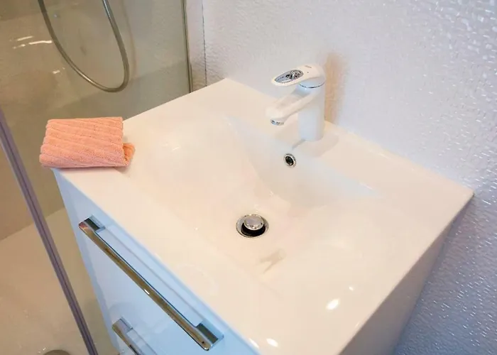 Rose Gold & With Balcony Split